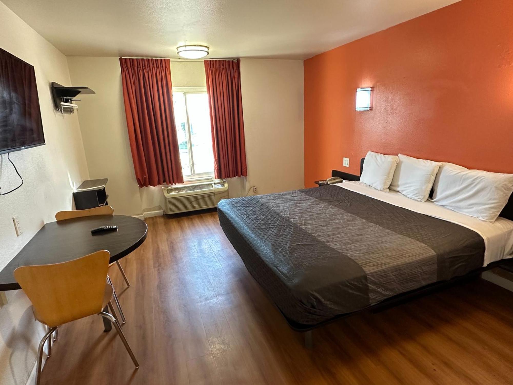 אנהיים Beachside Inn מראה חיצוני תמונה